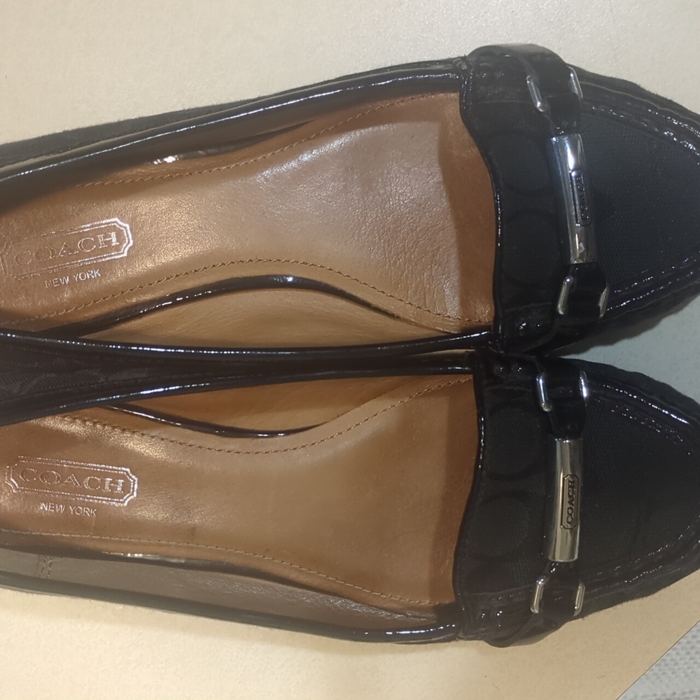 Coach Black Slip On SZ 7.5